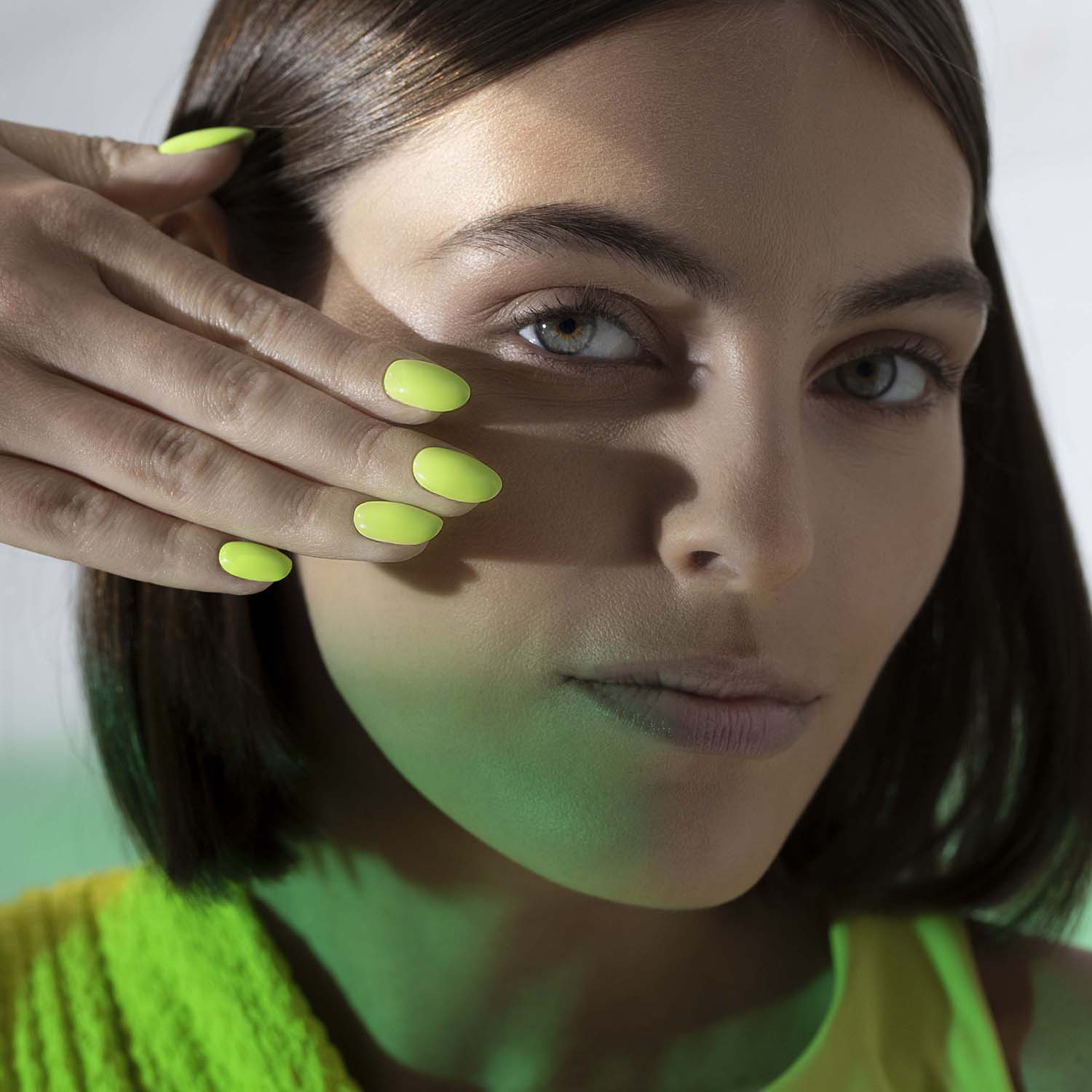Sopolish 358 Cyber Chartreuse 8 ml